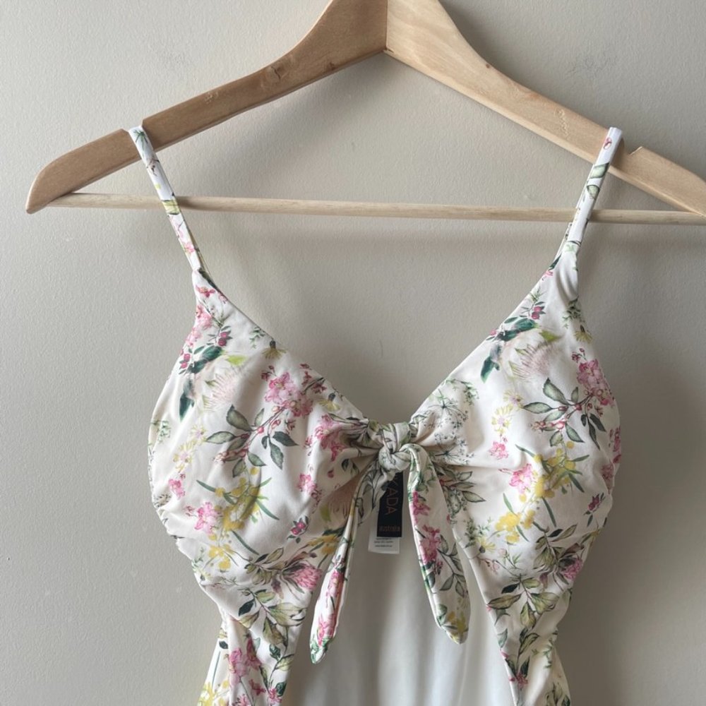 CIKADA | White One Piece Floral Bathing Suit - Picture 2 of 13